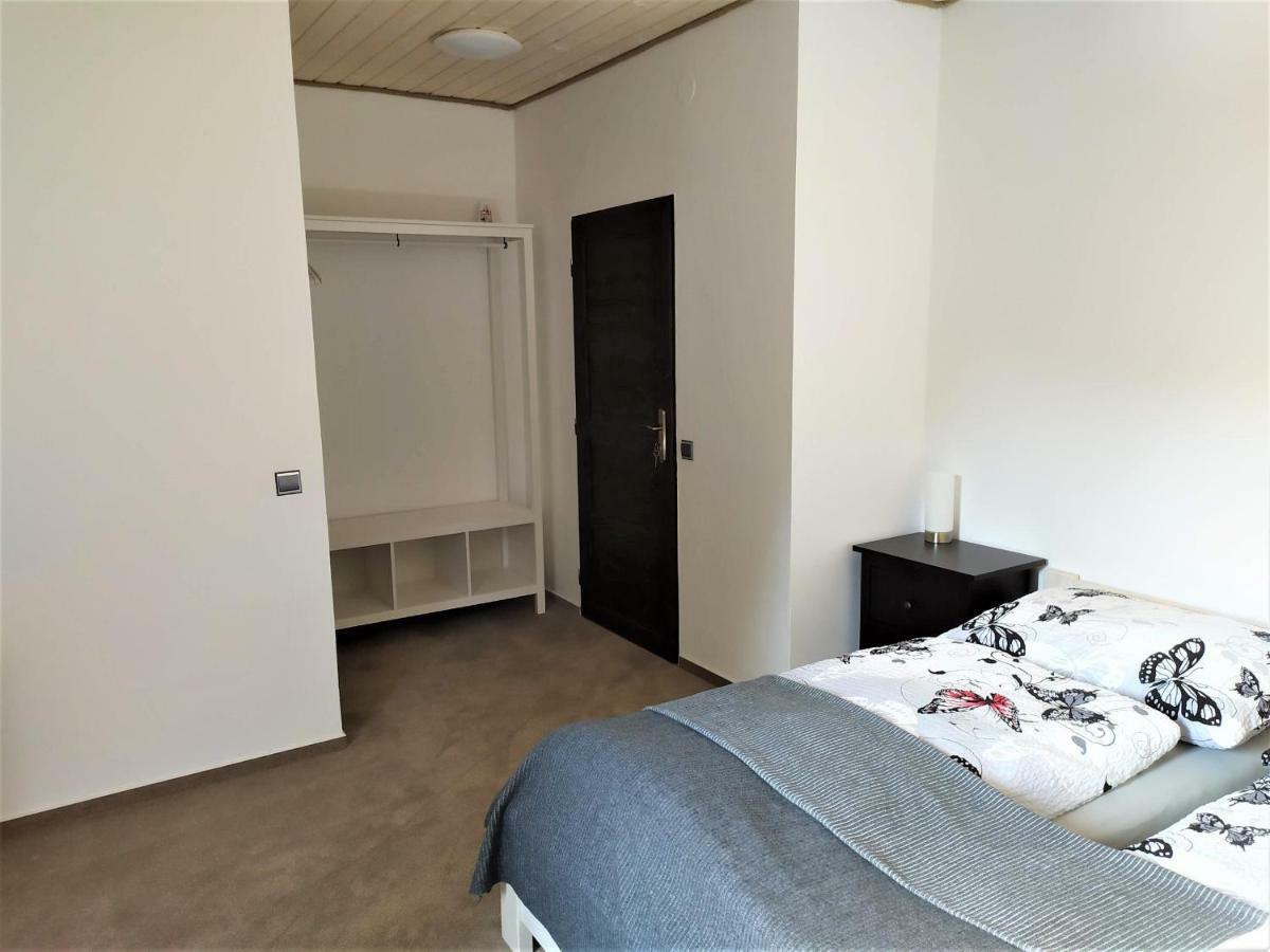 Statek Cesky Dvur Hotel Postupice ภายนอก รูปภาพ